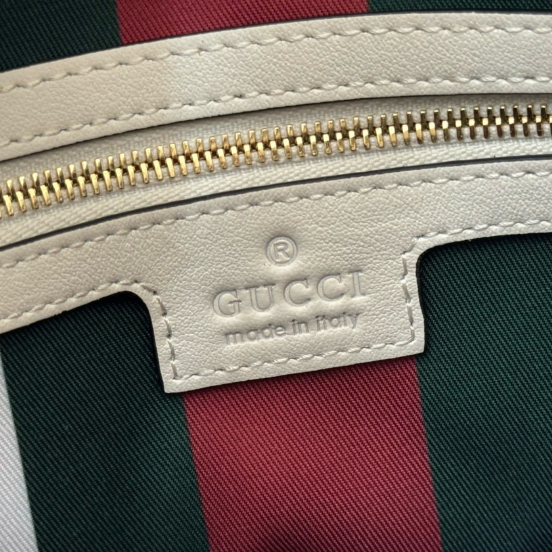 GUCCI – KLEINE SCHULTERTASCHE MIT GG-EMBLEM