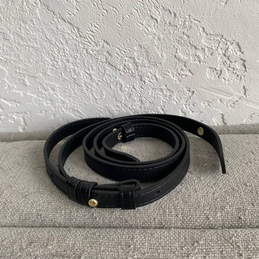 JACQUEMUS LE PETIT BAMBOLA LEDERTASCHE