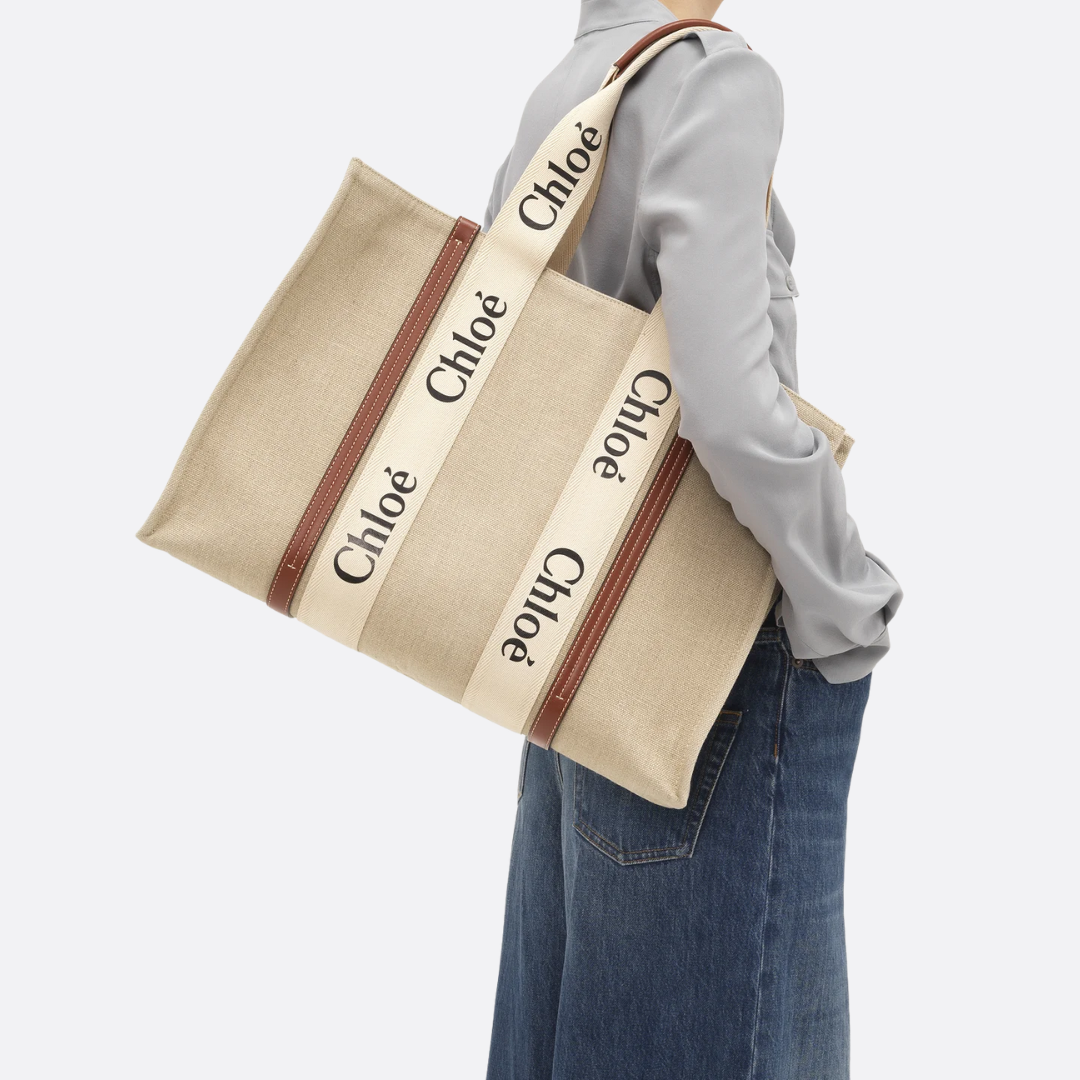 CHLOÉ WOODY TOTE BAG AUS LEINEN