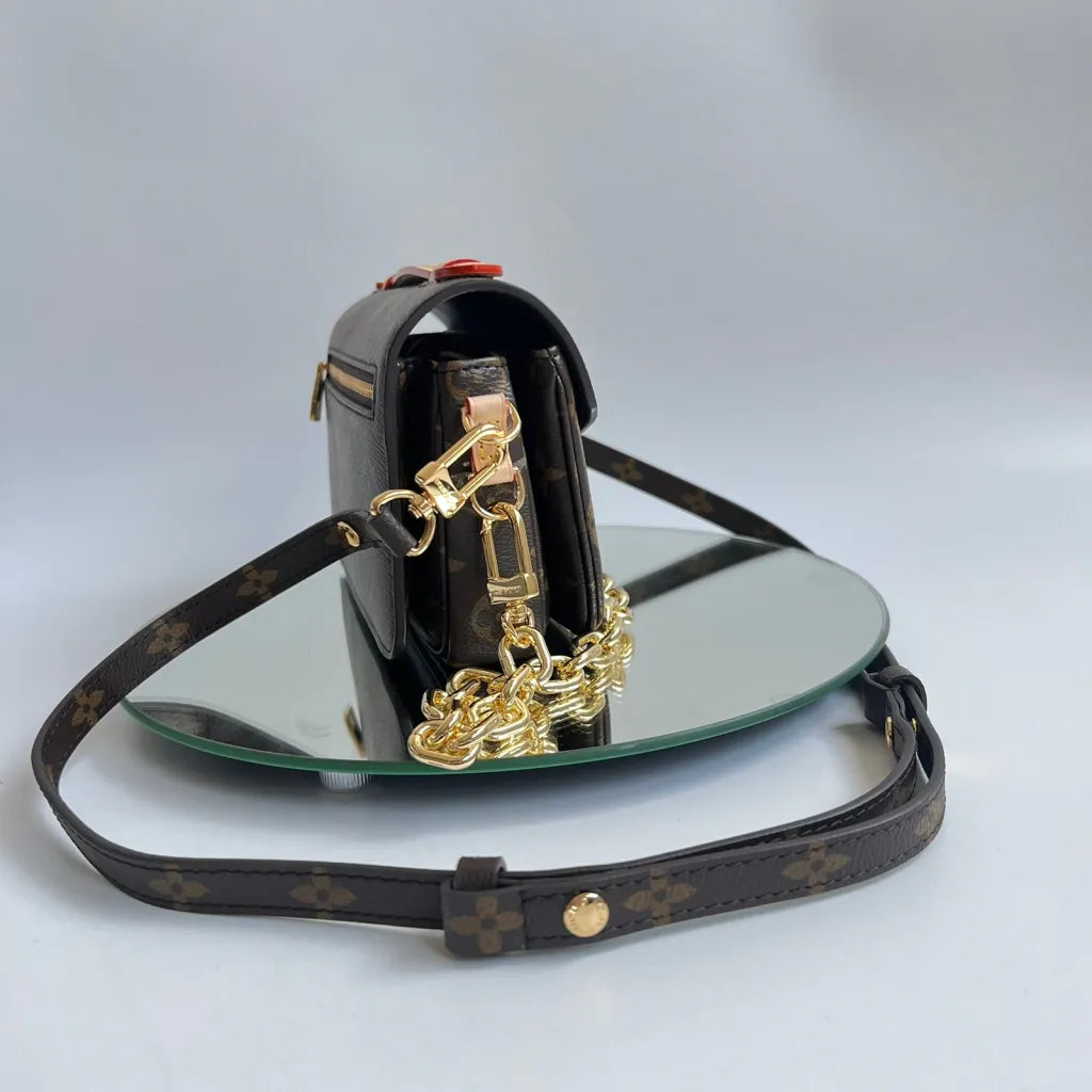 LOUIS VUITTON SCHULTERTASCHE