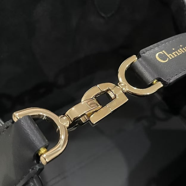 DIOR MITTELGROSSE HANDTASCHE